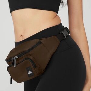 Alo Brown Espresso Fanny Pack Bag